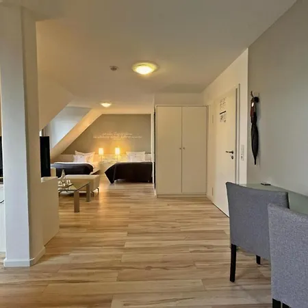 Bodenseehotel Renn מלון הגנאו