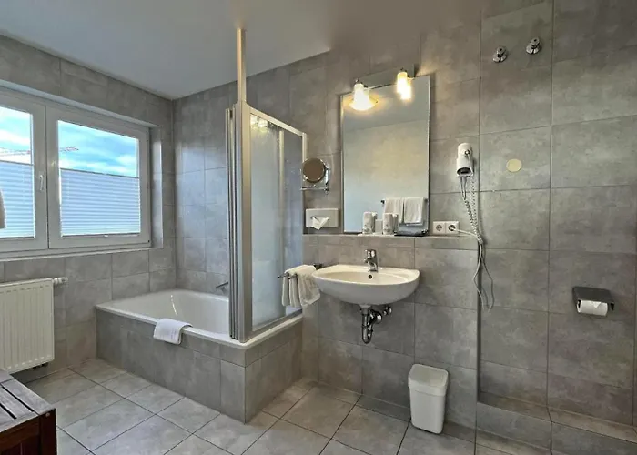 Bodenseehotel Renn 4* 하그나우