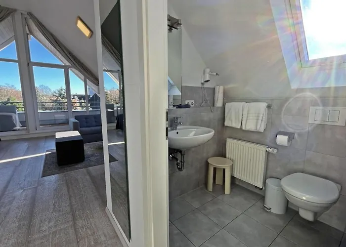 Bodenseehotel Renn 호텔 4*